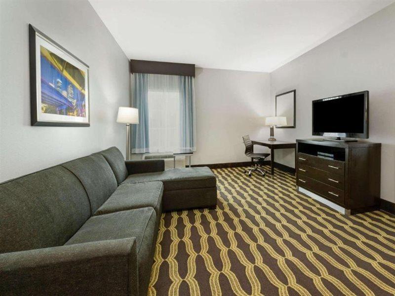 La Quinta By Wyndham Houston Humble Atascocita Hotel Eksteriør billede